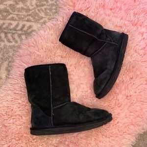 Ugg Boots! Perfect for winter ❄️